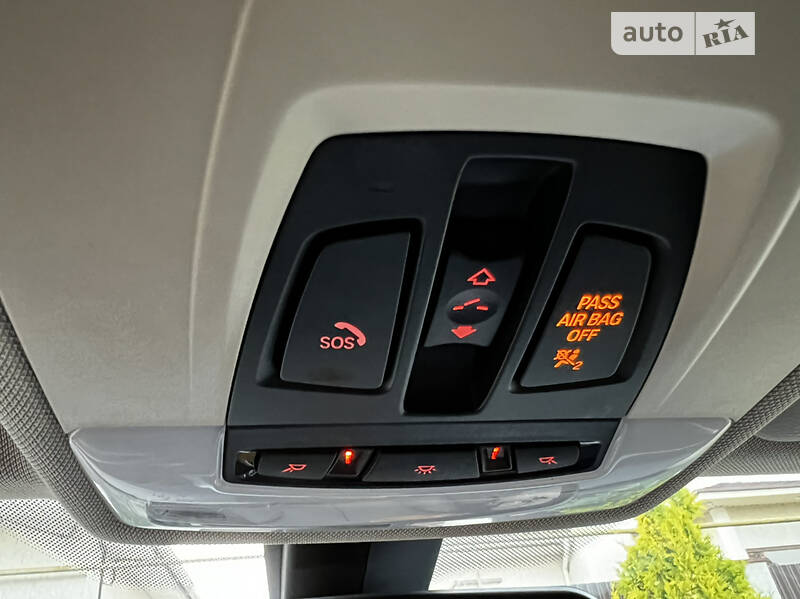 Седан BMW 3 Series 2016 в Одесі