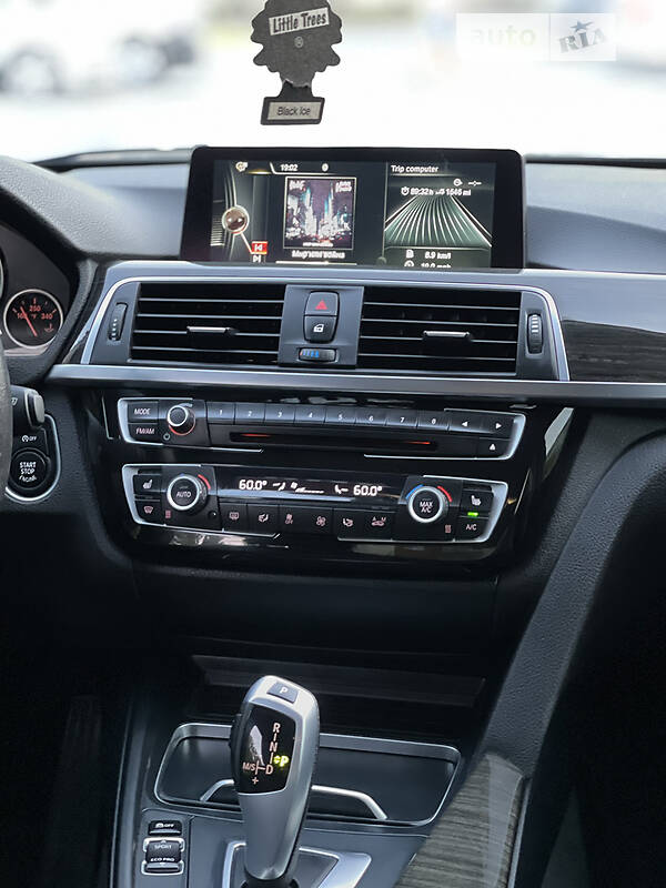 Седан BMW 3 Series 2016 в Одесі