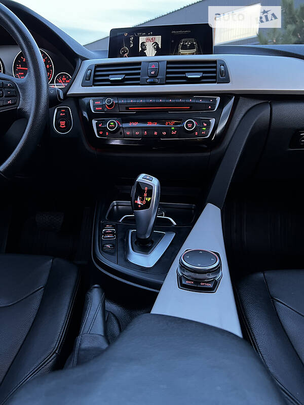 Седан BMW 3 Series 2016 в Одесі