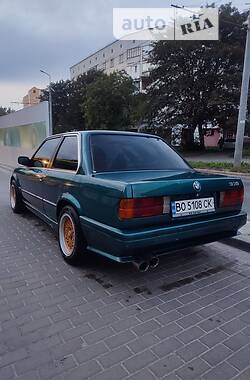 Купе BMW 3 Series 1986 в 
