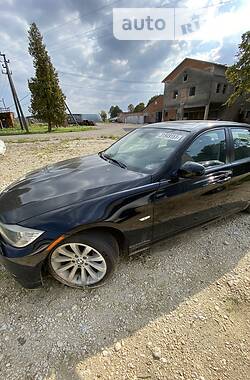 Седан BMW 3 Series 2010 в Львове