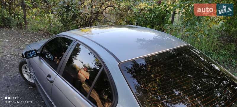 Седан BMW 3 Series 2003 в Першотравенске фото 4 Седан BMW 3 Series 2003 в Першотравенске