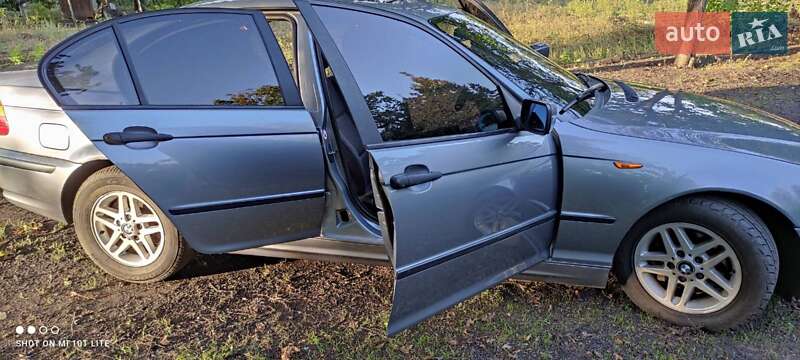 Седан BMW 3 Series 2003 в Першотравенске фото 31 Седан BMW 3 Series 2003 в Першотравенске