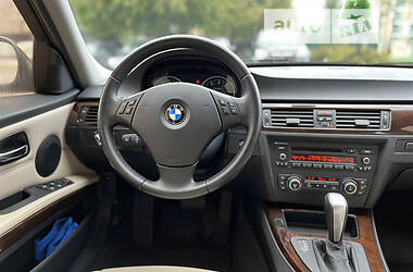 Седан BMW 3 Series 2011 в Киеве