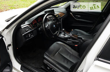 Седан BMW 3 Series 2013 в Києві