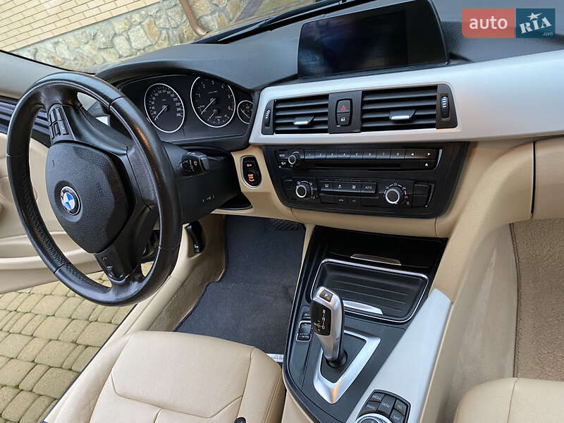 Универсал BMW 3 Series 2015 в Ровно