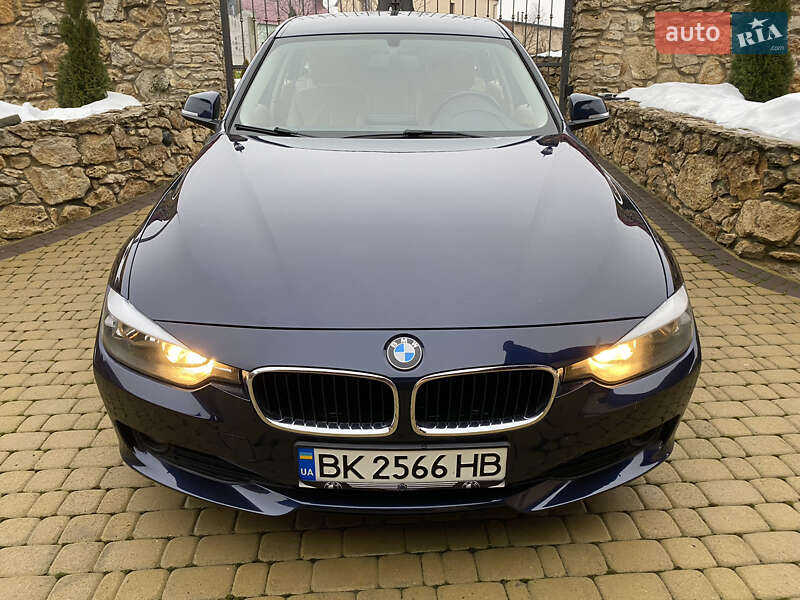 Универсал BMW 3 Series 2015 в Ровно