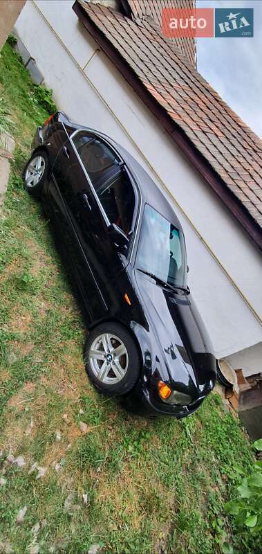 Седан BMW 3 Series 2004 в Берегово фото 7 Седан BMW 3 Series 2004 в Берегово