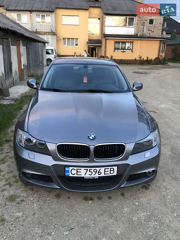 Седан BMW 3 Series 2009 в Сторожинці