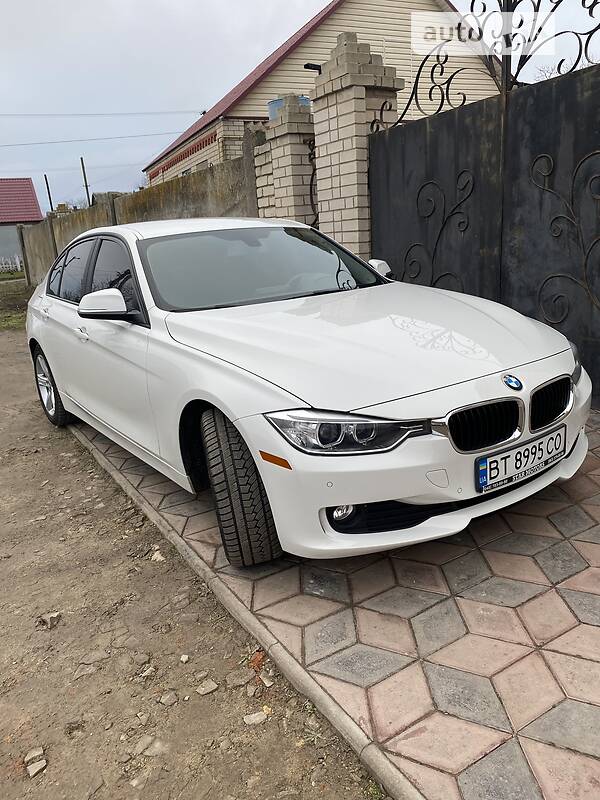 Седан BMW 3 Series 2015 в Тернополе