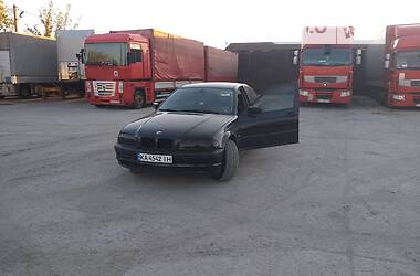Седан BMW 3 Series 1999 в Катеринополе