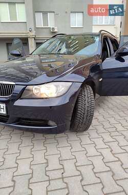 Универсал BMW 3 Series 2006 в  фото 20 Универсал BMW 3 Series 2006 в