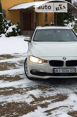 Седан BMW 3 Series 2016 в Киеве