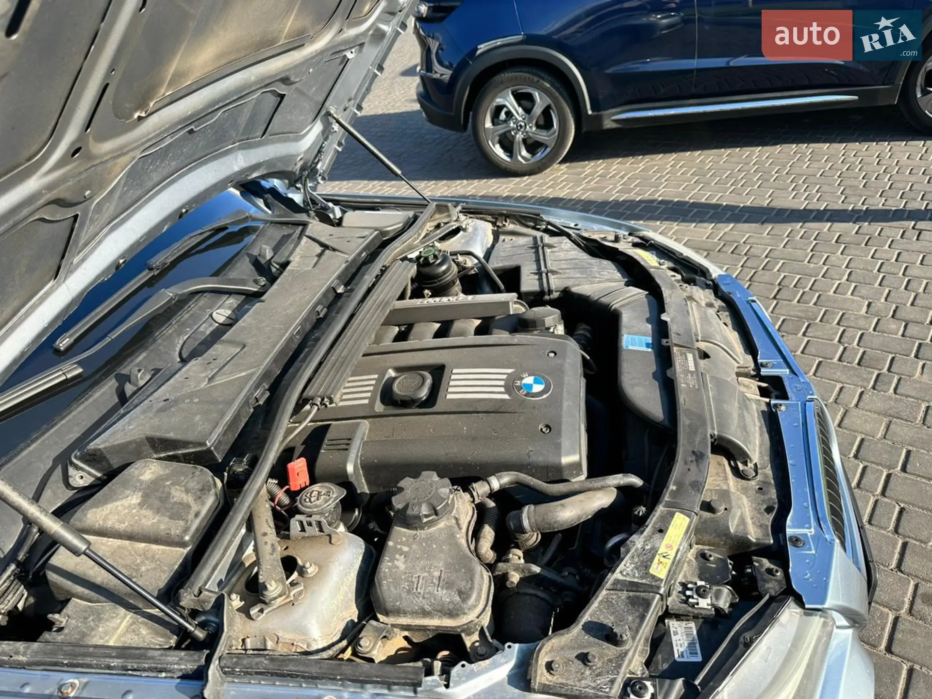 2010 BMW 3er - мініатюра 9