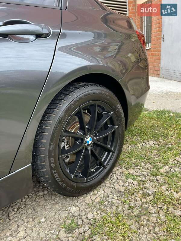 Седан BMW 3 Series 2013 в Одесі