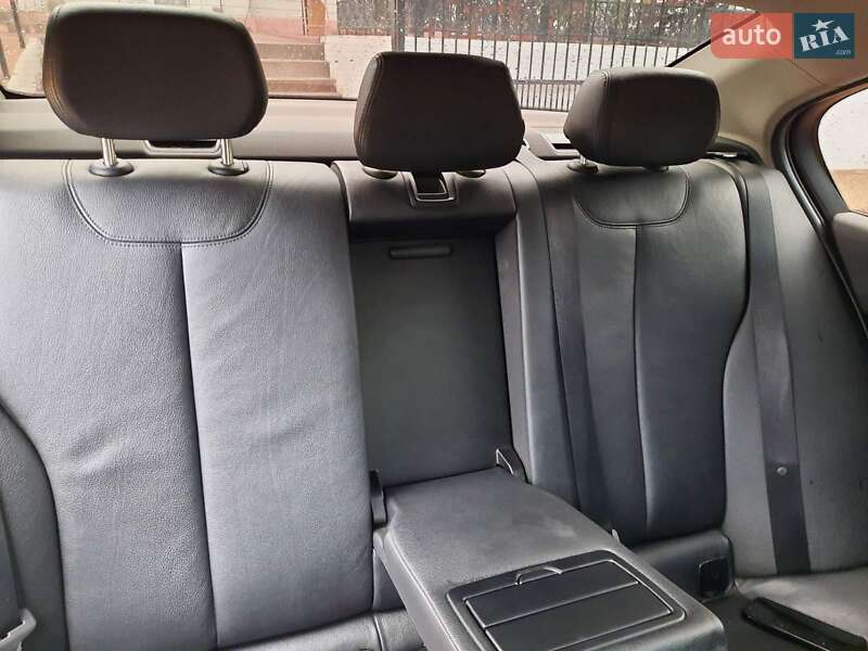 Седан BMW 3 Series 2012 в Одесі