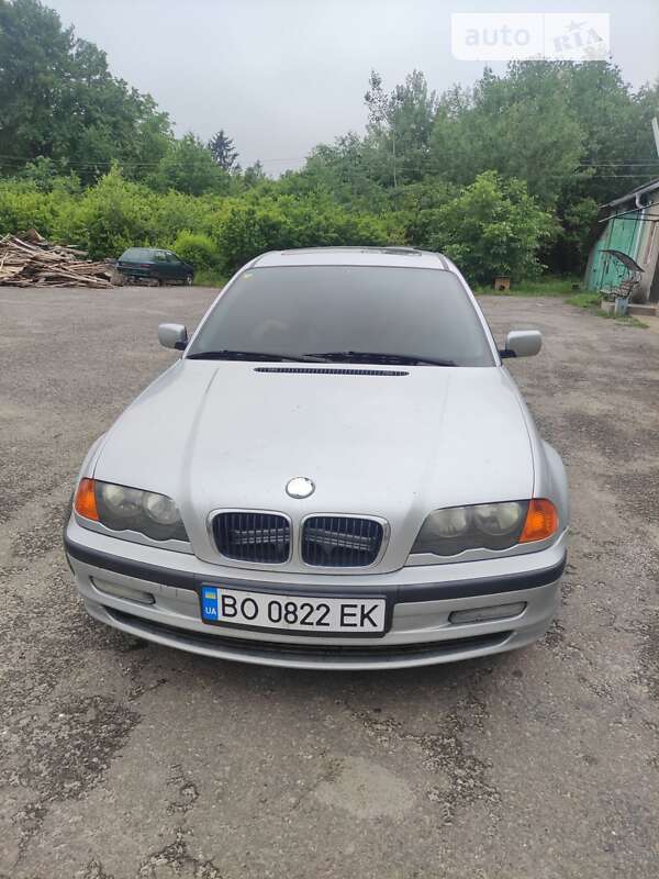 Седан BMW 3 Series 2000 в Монастириській