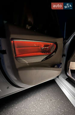 Седан BMW 3 Series 2015 в 
