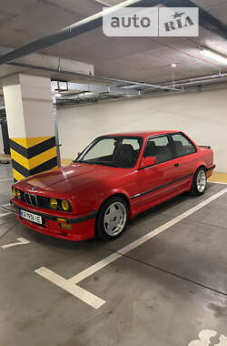 Купе BMW 3 Series 1985 в Киеве