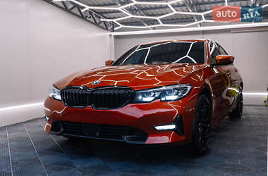 Седан BMW 3 Series 2019 в Ужгороде