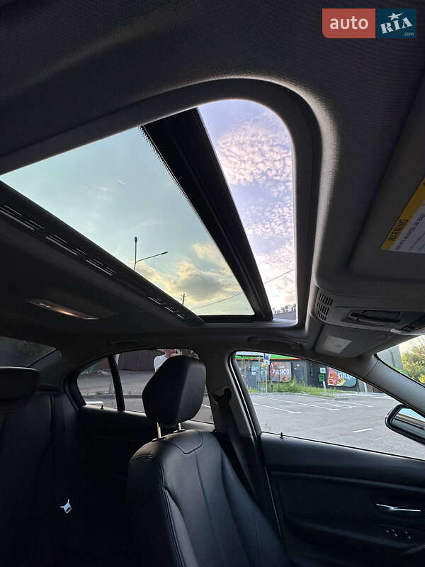 Седан BMW 3 Series 2013 в Киеве