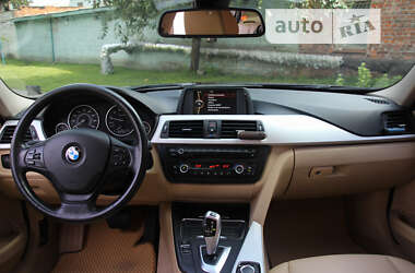 Седан BMW 3 Series 2012 в 