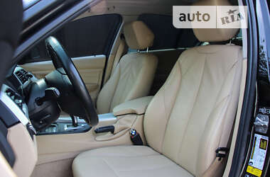 Седан BMW 3 Series 2012 в 