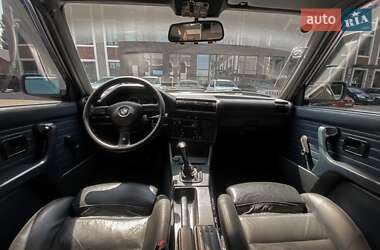 Седан BMW 3 Series 1986 в Киеве