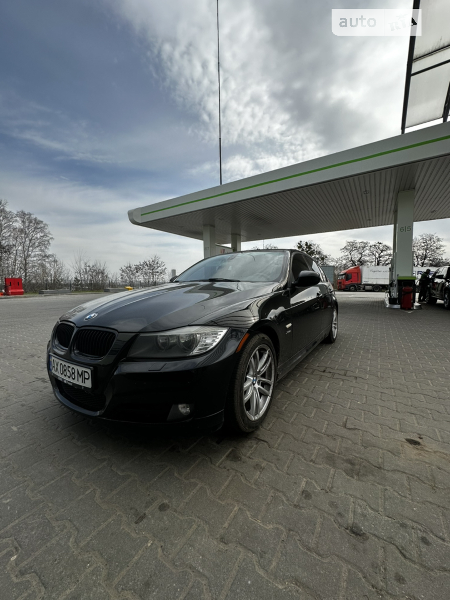 2010 BMW 3er - мініатюра 9