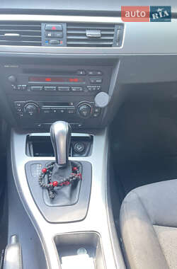 Седан BMW 3 Series 2005 в 