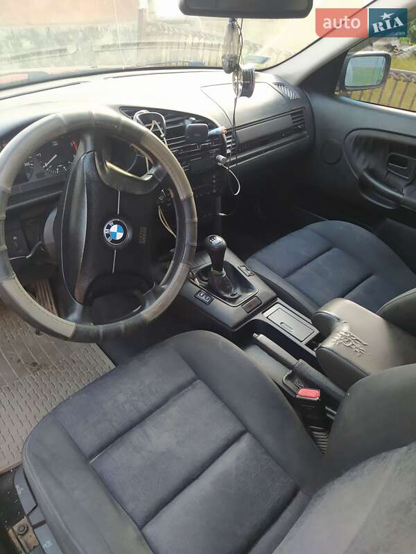 Універсал BMW 3 Series 1997 в Волочиську