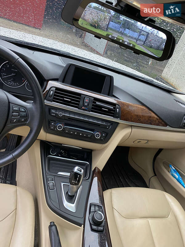 Седан BMW 3 Series 2013 в Ивано-Франковске