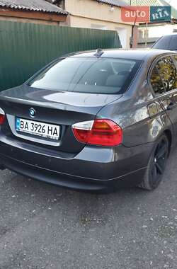 Седан BMW 3 Series 2005 в Знам'янці