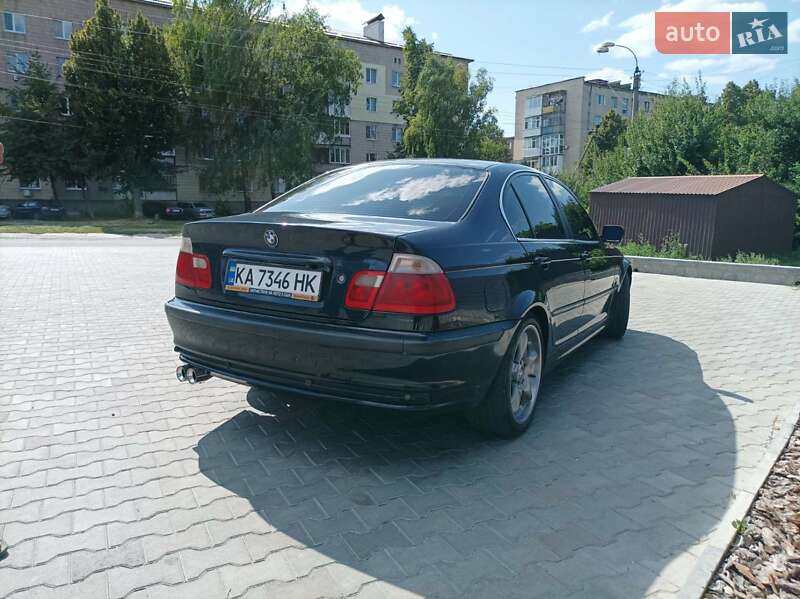 Седан BMW 3 Series 1999 в Маньковке