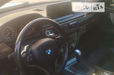 Седан BMW 3 Series 2009 в Львові