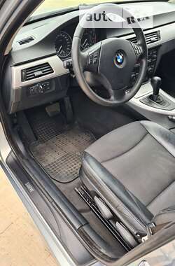 Седан BMW 3 Series 2006 в Чернівцях