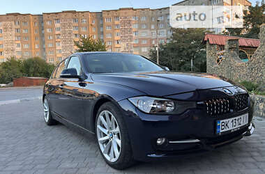 Седан BMW 3 Series 2015 в Рівному