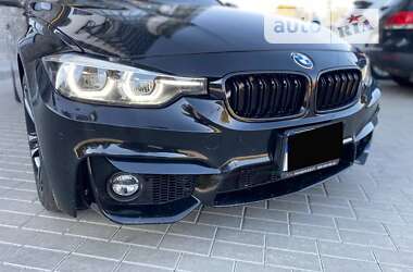 Седан BMW 3 Series 2017 в Житомирі