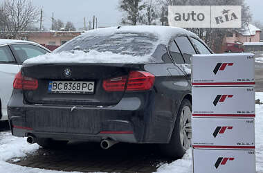 Седан BMW 3 Series 2013 в Львові