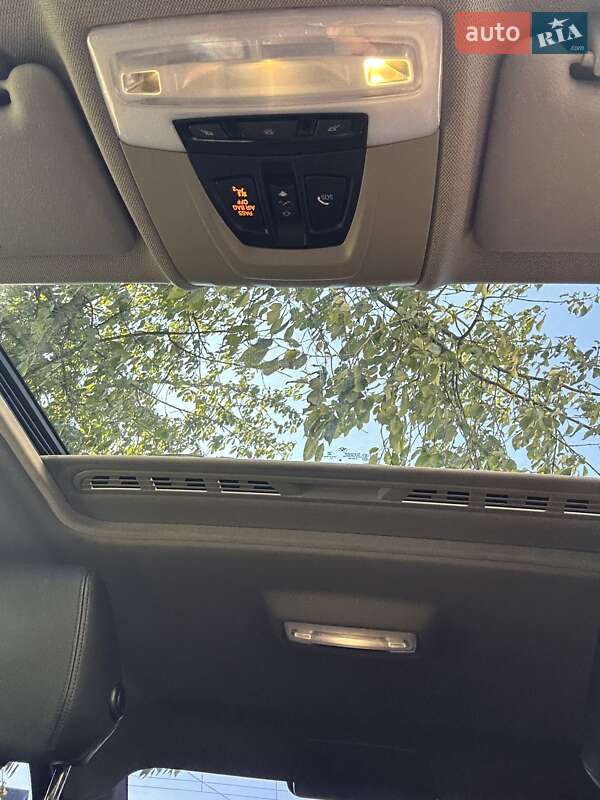 Седан BMW 3 Series 2014 в Млинове фото 8 Седан BMW 3 Series 2014 в Млинове