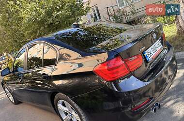 Седан BMW 3 Series 2014 в Млинове