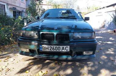 Седан BMW 3 Series 1992 в Одесі