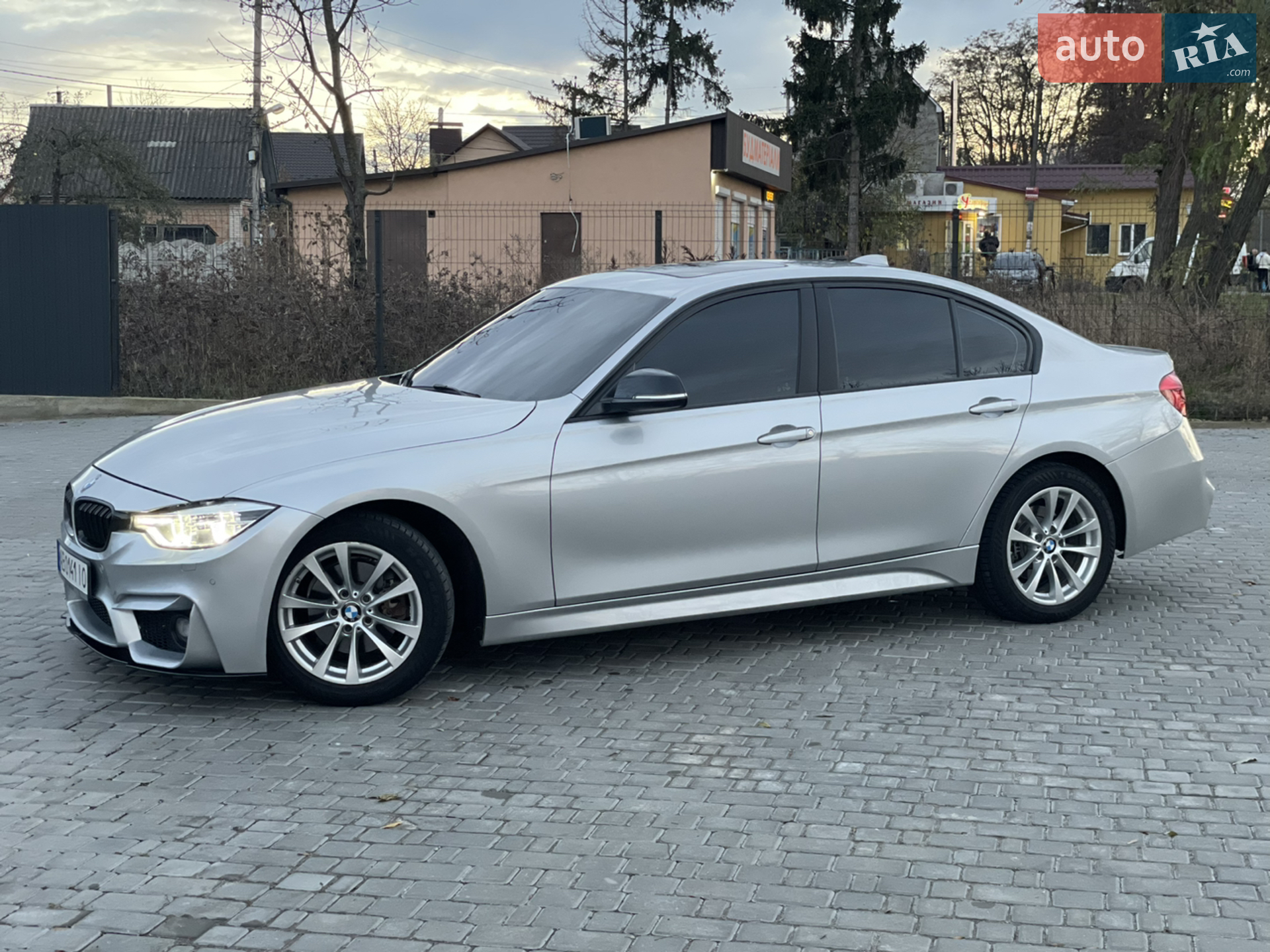 2016 BMW 3er - мініатюра 2