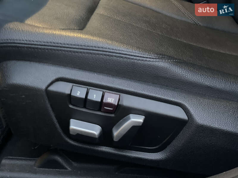 Седан BMW 3 Series 2016 в Вінниці