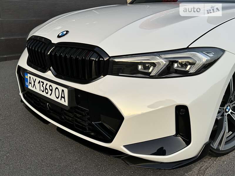 Седан BMW 3 Series 2022 в Киеве