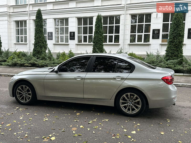 Седан BMW 3 Series 2017 в Белой Церкви