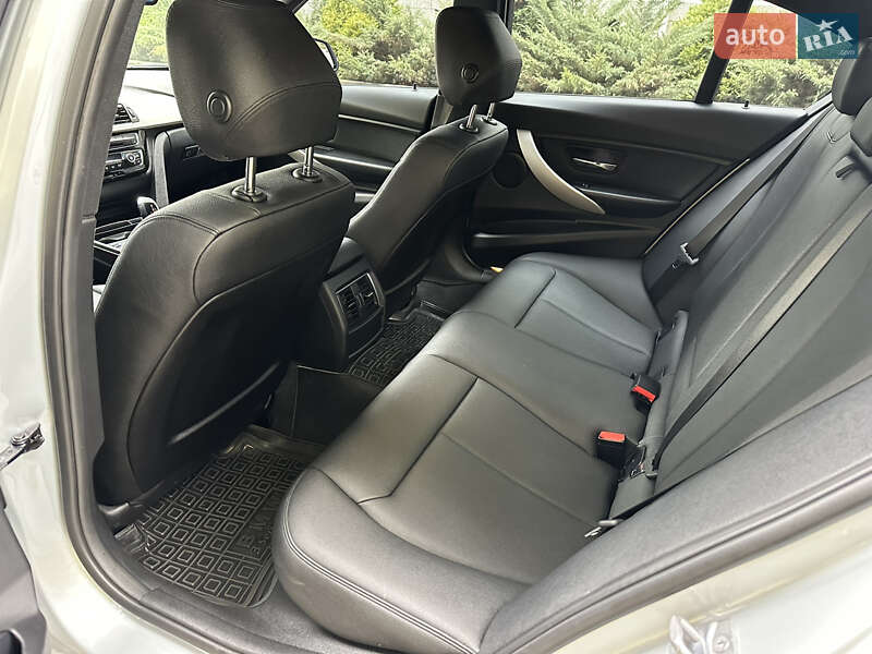 Седан BMW 3 Series 2017 в Белой Церкви