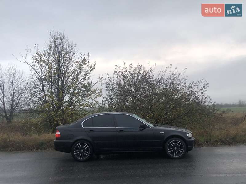 Седан BMW 3 Series 2004 в Гнивани
