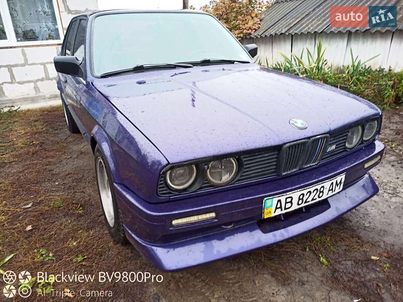 Седан BMW 3 Series 1988 в Летичеве