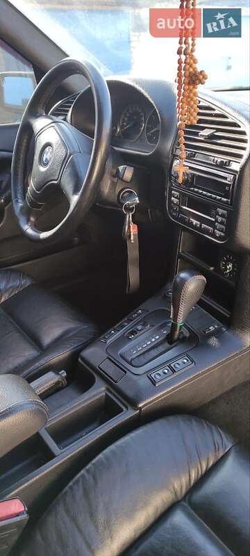 Универсал BMW 3 Series 1999 в Покровске
